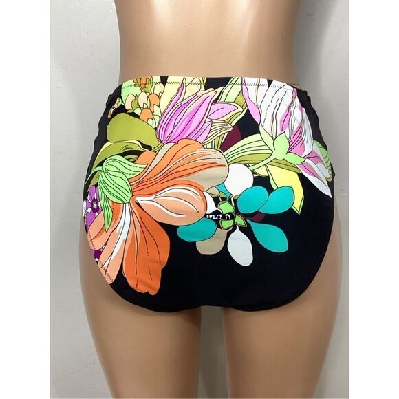 New.Trina Turk floral high waisted bikini bottom. 12. Retails $84 - Picture 9 of 10